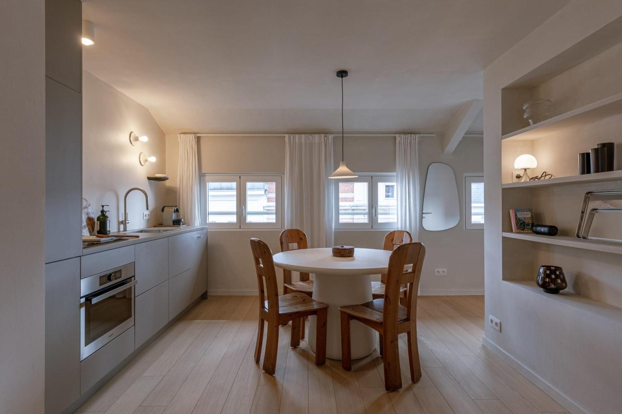 Huswell - Urban Getaway For Two In The Heart Of Antwerp 아파트 외부 사진
