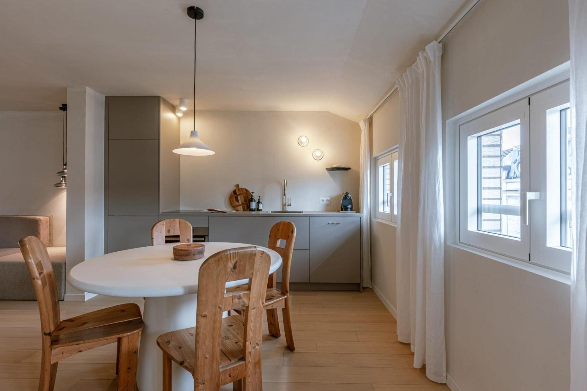 Huswell - Urban Getaway For Two In The Heart Of Antwerp 아파트 외부 사진